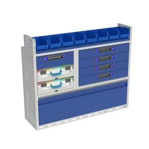 allestimento luxury sinistro formato da copripassaruota con anta basculante blu 5 cassetti 2 valigie in plastica e una scaffalatura con vaschette.